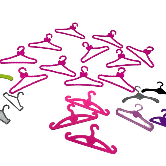 Barbie Hangers Lot of 20 Top Hangers.‎ Pink Purple, Green White - Picture 5 of 5